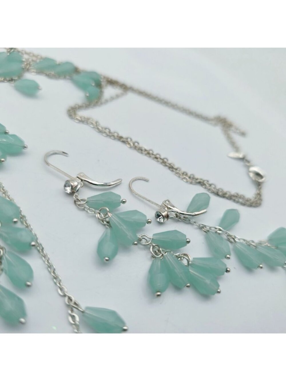 Silver-Tone Necklace & Dangle Earrings Set Aqua Blue Bead Avon - Picture 5 of 7